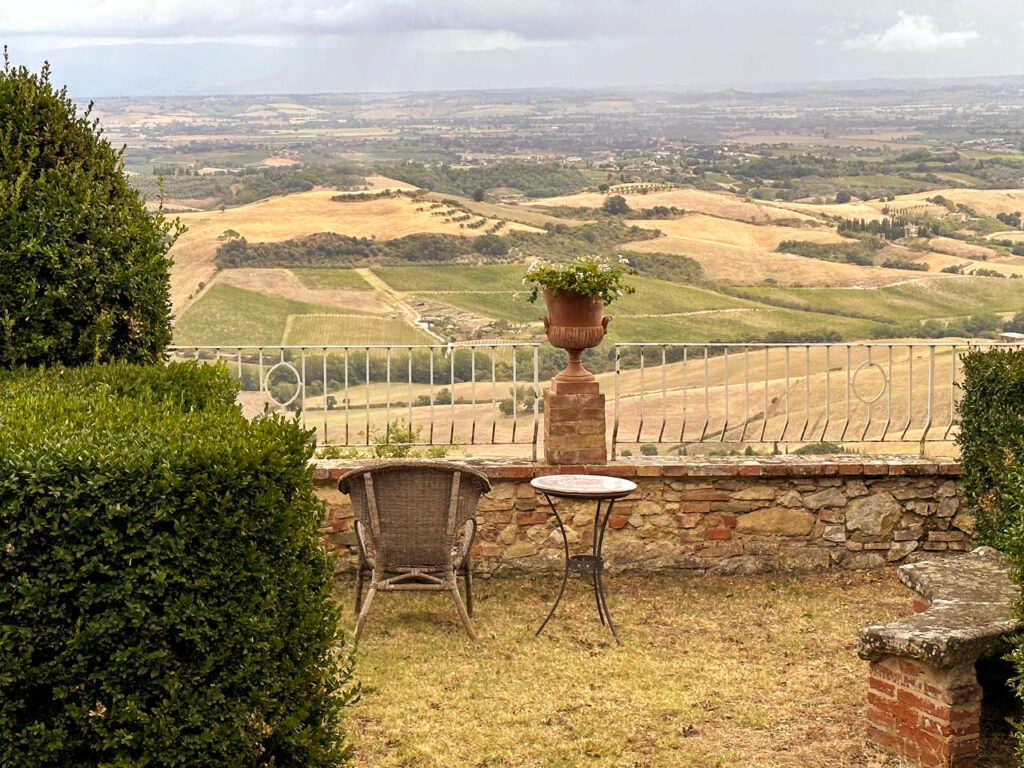 Secret Garden in Tuscany by Prezioso